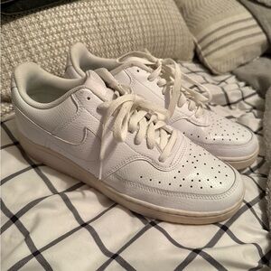 Nike Court Vision Low
